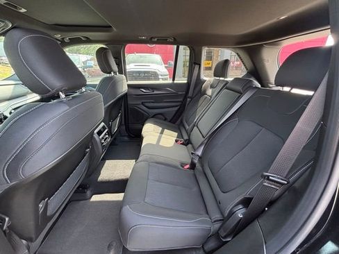 New 2026 Jeep Grand Cherokee Laredo X RWD image 13