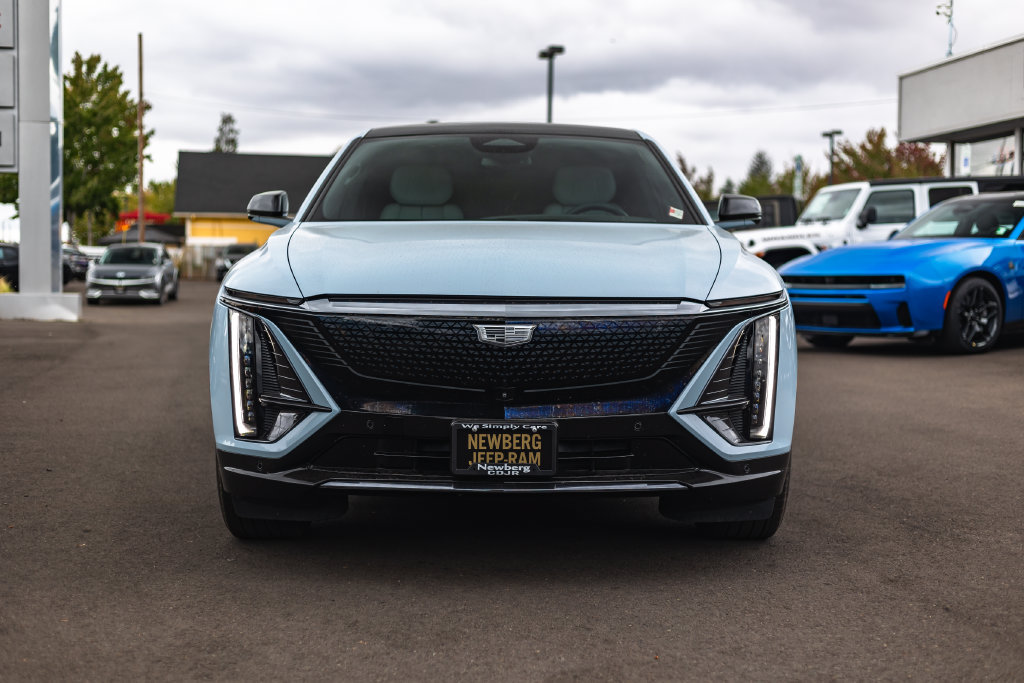 Used 2024 Cadillac Lyriq Sport RWD image 5