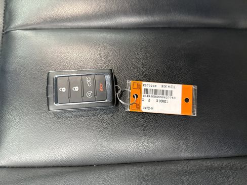 Used 2022 Jeep Grand Cherokee L Limited image 12