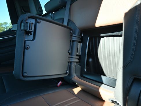 Used 2025 Chevrolet Silverado 1500 High Country w/ High Country Premium Package image 31