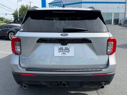 Used 2023 Ford Explorer ST-Line w/ Class IV Trailer Tow Package RWD image 13
