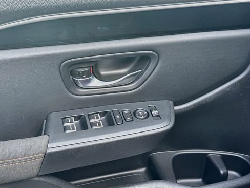 Certified 2024 Honda Pilot Sport image 16