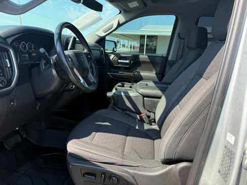 Used 2019 Chevrolet Silverado 1500 RST image 11
