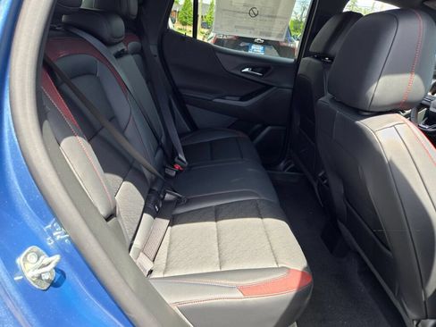 New 2026 Chevrolet Equinox RS w/ Convenience Package III AWD/4WD image 8