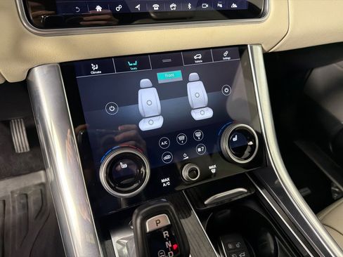 Used 2019 Land Rover Range Rover Sport HSE image 20