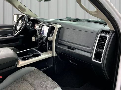 Used 2018 RAM 1500 Big Horn AWD/4WD image 27