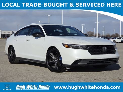 Used 2023 Honda Accord Sport image 1