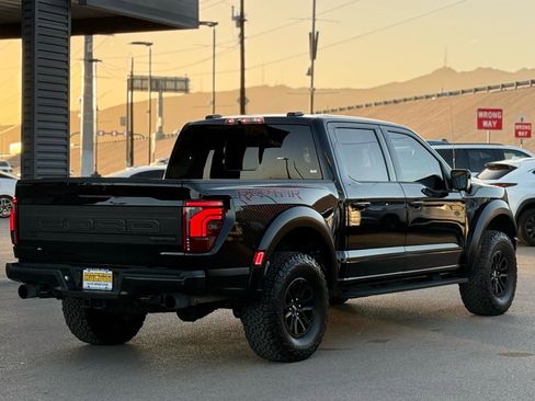 Used 2025 Ford F150 Raptor image 7
