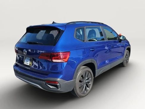 Used 2024 Volkswagen Taos S image 7