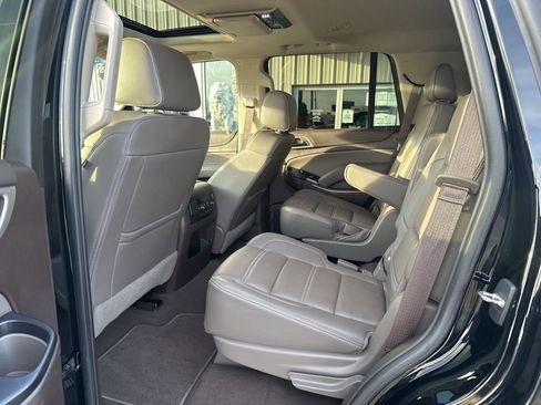 Used 2019 GMC Yukon Denali w/ Denali Ultimate Package AWD/4WD image 23