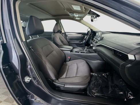 Used 2020 Nissan Altima 2.5 SV FWD image 29