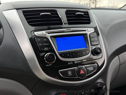 Used 2012 Hyundai Accent GLS w/ Premium Pkg 3 image 21