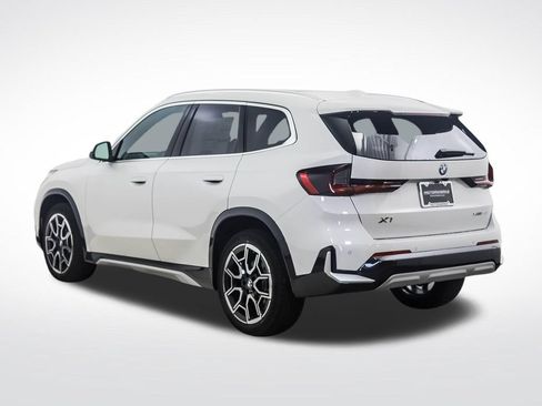 Used 2026 BMW X1 xDrive28i w/ Convenience Package AWD/4WD image 3