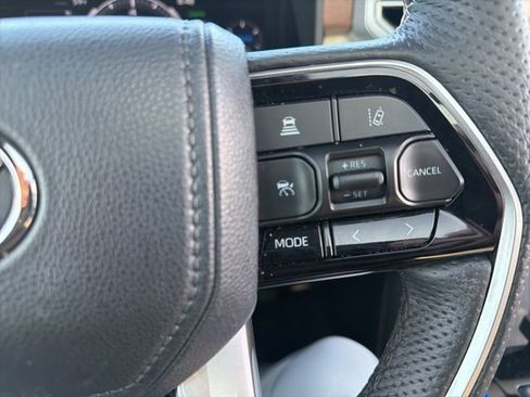 Used 2023 Toyota Sequoia Capstone image 19