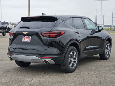 New 2026 Chevrolet Blazer LT FWD image 3