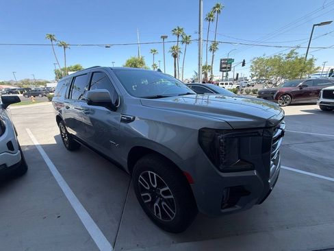 Used 2024 GMC Yukon XL AT4 w/ AT4 Premium Package AWD/4WD image 11