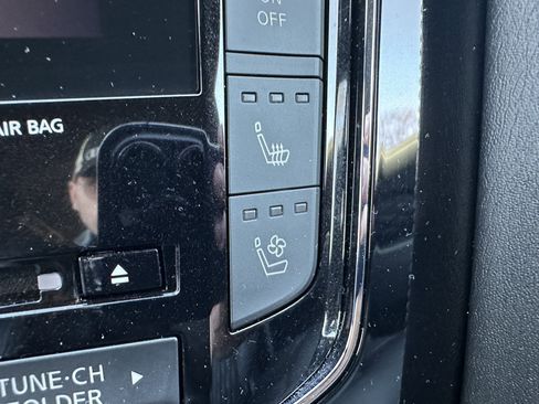 Used 2021 INFINITI QX80 Sensory w/ All-Season Package AWD/4WD image 19