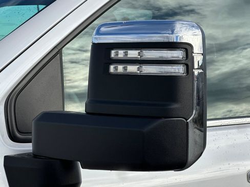 Used 2024 Chevrolet Silverado 2500 LTZ w/ LTZ Plus Package image 51