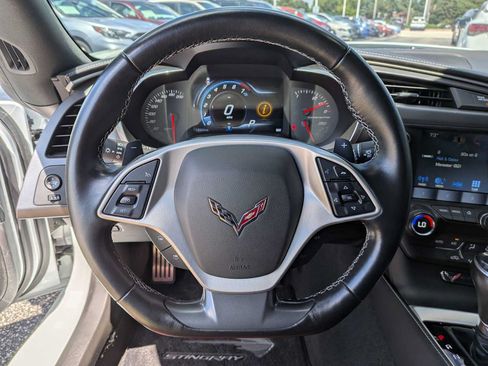 Used 2017 Chevrolet Corvette Stingray Coupe w/ Carbon Flash Badge Package RWD image 17