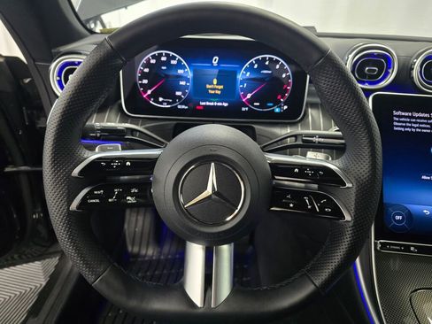 Used 2025 Mercedes-Benz CLE 300 4MATIC Coupe image 14