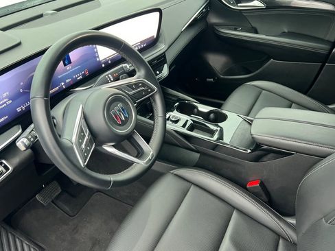 Used 2024 Buick Envision Preferred image 7