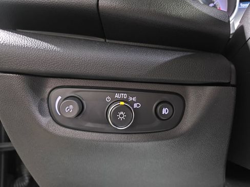 Used 2018 Buick Regal Preferred w/ Sights and Sounds Package image 25