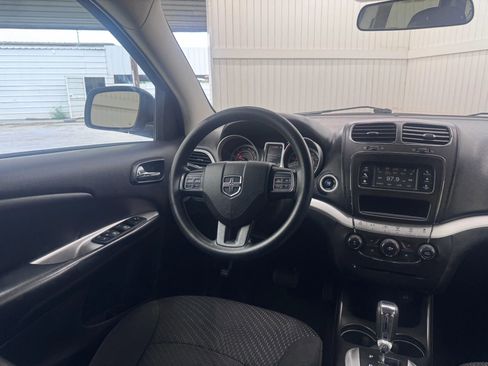 Used 2016 Dodge Journey SXT w/ Comfort/Convenience Group image 15