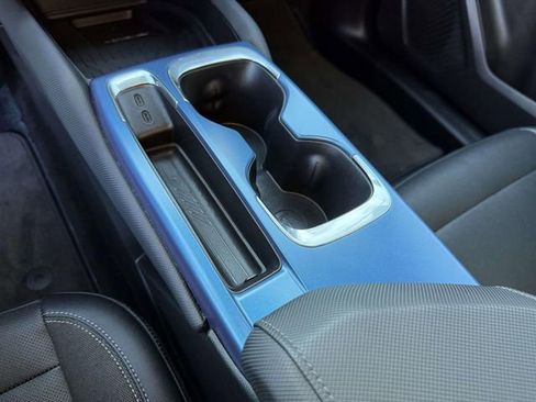 Used 2025 Chevrolet Equinox EV LT w/ Convenience Package image 17