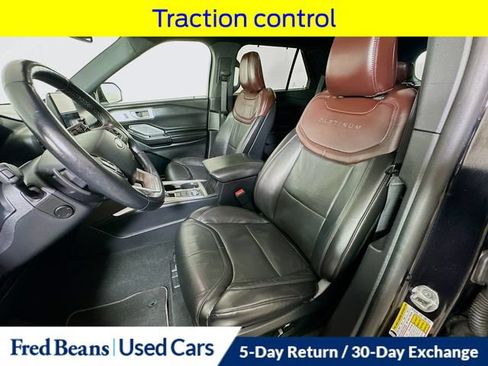 Certified 2020 Ford Explorer Platinum w/ Premium Technology Package AWD/4WD image 28
