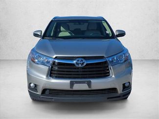 Used 2015 Toyota Highlander XLE video 2