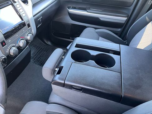 Used 2014 Toyota Tundra SR5 image 18