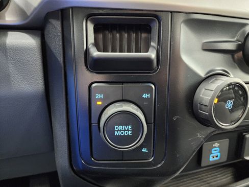 Used 2025 Ford F350 XL image 43