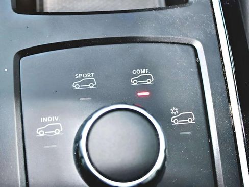 Used 2017 Mercedes-Benz GLE 350 image 25