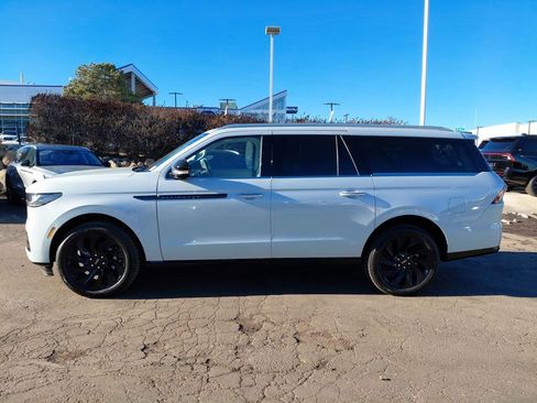 New 2025 Lincoln Navigator L Black Label image 5