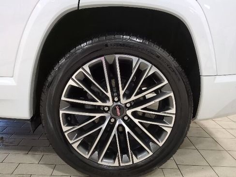 Used 2026 GMC Terrain Denali AWD/4WD image 30