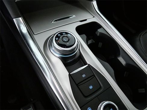 Certified 2023 Ford Explorer Limited w/ Limited Technology Package image 19