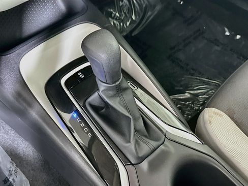 Certified 2025 Toyota Corolla LE FWD image 20