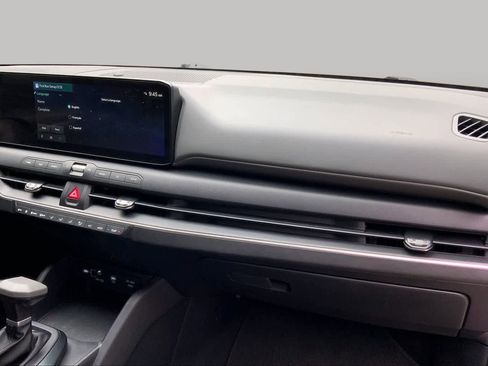 Used 2025 Kia K4 FWD image 18