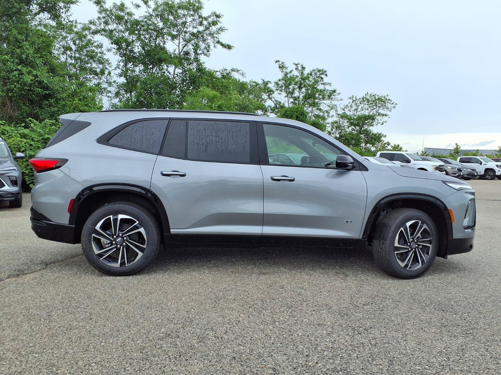 New 2026 Buick Enclave Sport Touring w/ Power Package FWD image 21