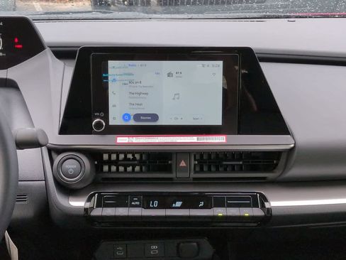 New 2026 Toyota Prius LE FWD image 17