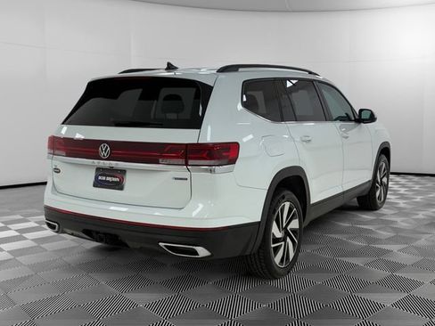 Used 2025 Volkswagen Atlas SE AWD/4WD image 5