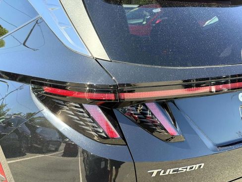 Certified 2023 Hyundai Tucson SEL AWD/4WD image 15