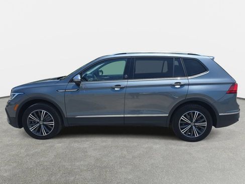 Certified 2024 Volkswagen Tiguan Wolfsburg Edition w/ Panoramic Sunroof Package FWD image 8