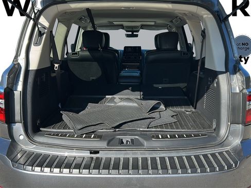 Used 2024 Nissan Armada Platinum w/ Captain's Chairs Package image 10