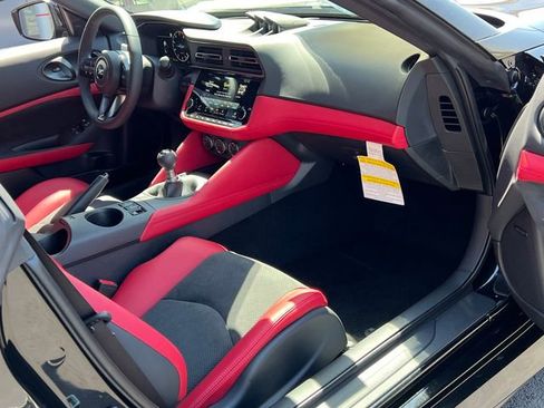 New 2025 Nissan Z Performance w/ Floor Mat Package image 23
