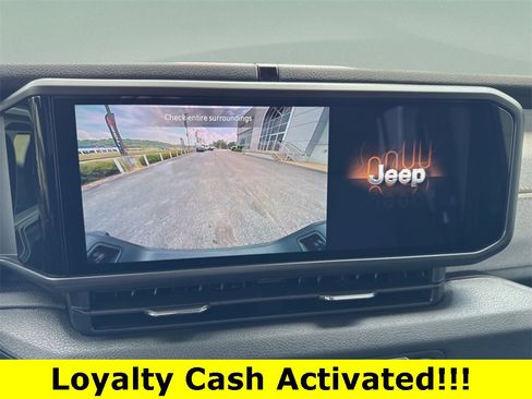 New 2025 Jeep Gladiator Sport image 14