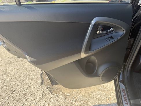 Used 2012 Toyota RAV4 Sport w/ Appearance Pkg FWD image 14