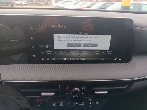 New 2026 Nissan Kicks SR w/ SR Premium Package image 18