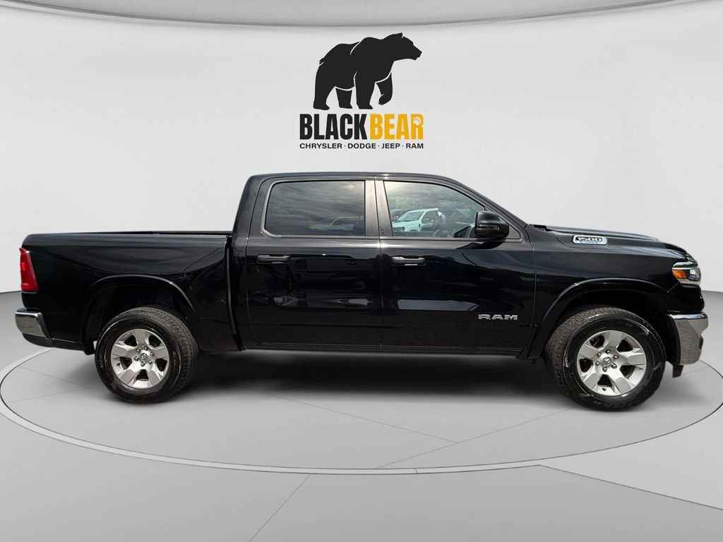 Used 2025 RAM 1500 Big Horn AWD/4WD image 2
