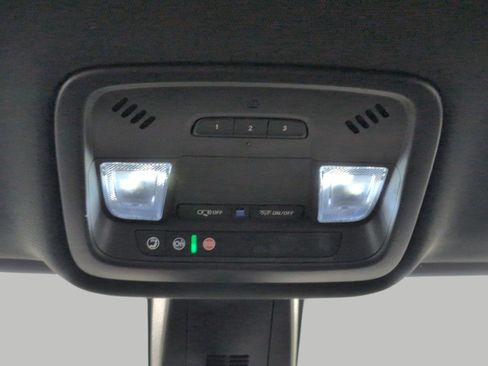Used 2023 Chevrolet Traverse LT w/ LPO, Floor Liner Package AWD/4WD image 19